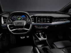 Audi Q4 e-tron - interior