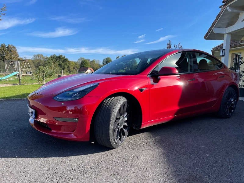 Tesla Model 3 Performance Multicoat Red 2021 - title image