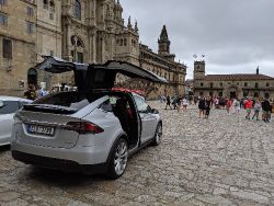 Tesla Model X - Image 3 from the photo gallery